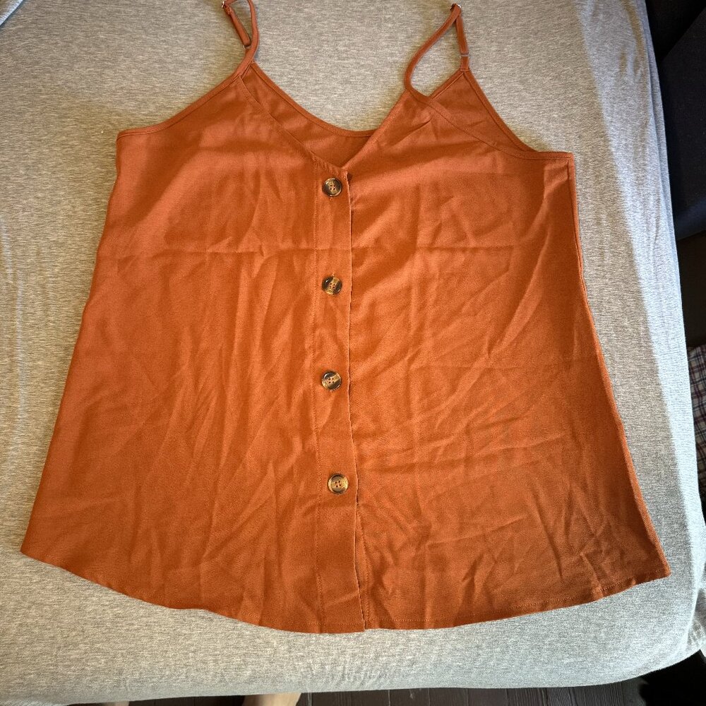 button down tank